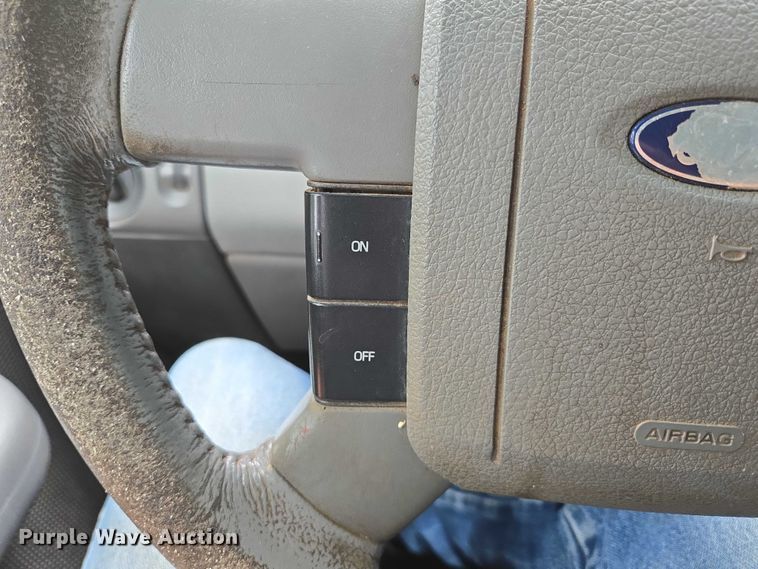 image for item ED2080 2008 Ford F150 SuperCrew pickup truck