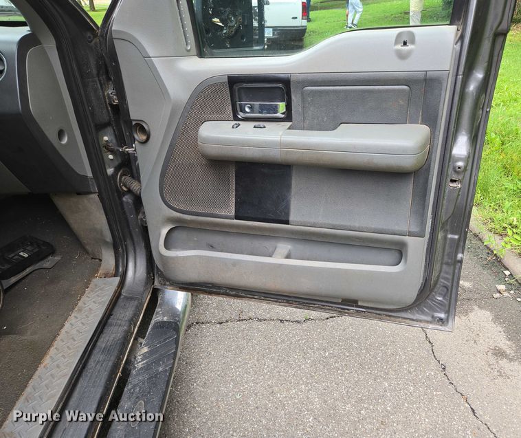 image for item ED2080 2008 Ford F150 SuperCrew pickup truck