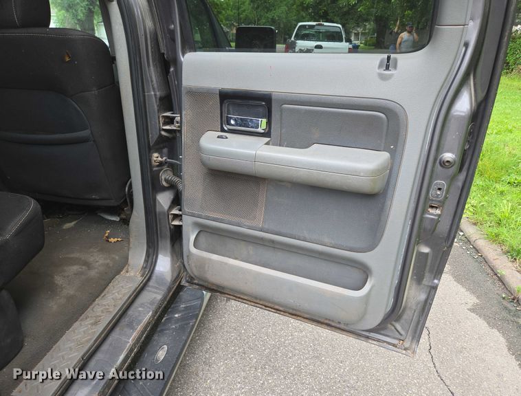 image for item ED2080 2008 Ford F150 SuperCrew pickup truck