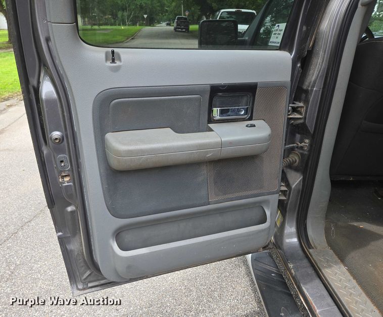 image for item ED2080 2008 Ford F150 SuperCrew pickup truck