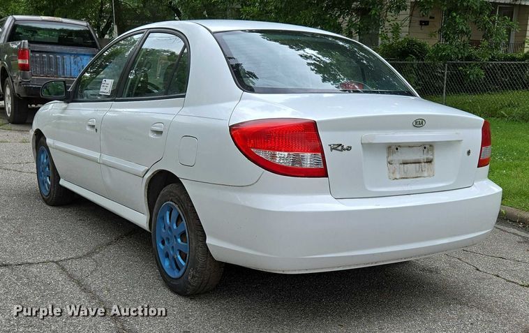 image for item ED2081 2004 Kia Rio 