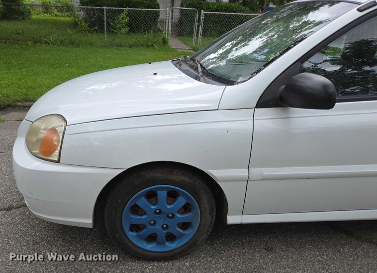 image for item ED2081 2004 Kia Rio 