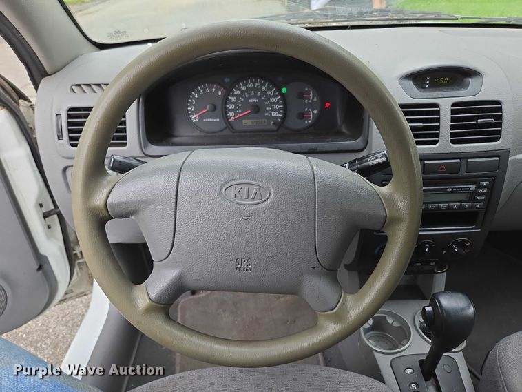 image for item ED2081 2004 Kia Rio 