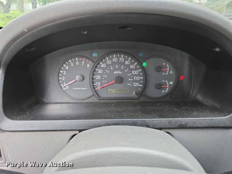 image for item ED2081 2004 Kia Rio 