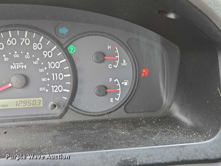 image for item ED2081 2004 Kia Rio 