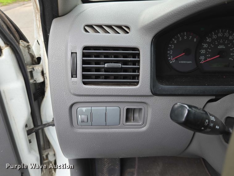 image for item ED2081 2004 Kia Rio 