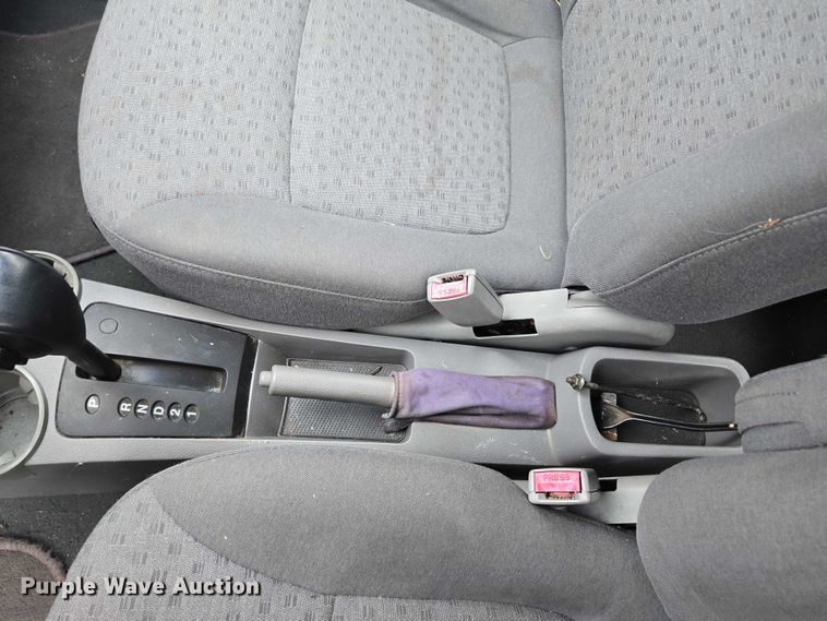 image for item ED2081 2004 Kia Rio 