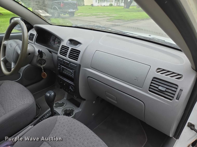 image for item ED2081 2004 Kia Rio 