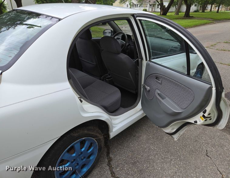 image for item ED2081 2004 Kia Rio 