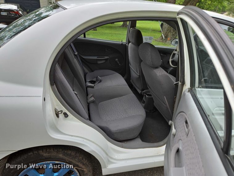 image for item ED2081 2004 Kia Rio 