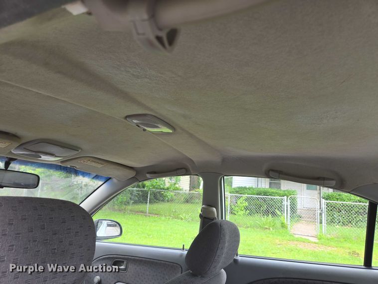 image for item ED2081 2004 Kia Rio 