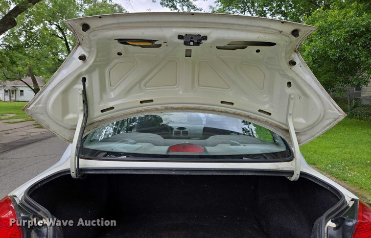 image for item ED2081 2004 Kia Rio 