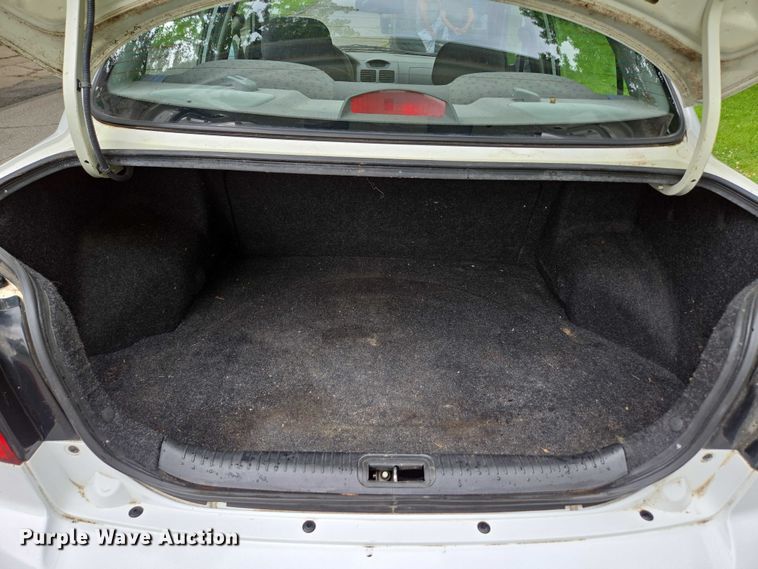 image for item ED2081 2004 Kia Rio 