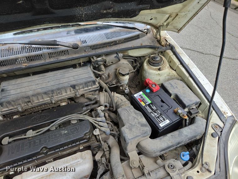 image for item ED2081 2004 Kia Rio 