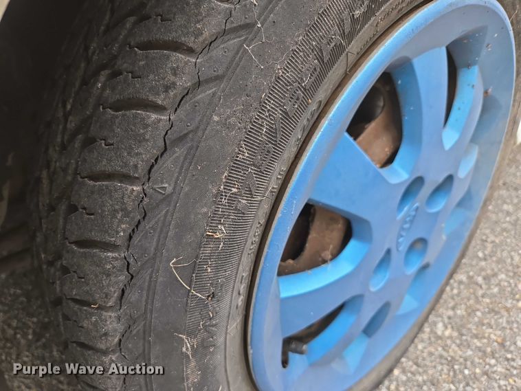 image for item ED2081 2004 Kia Rio 