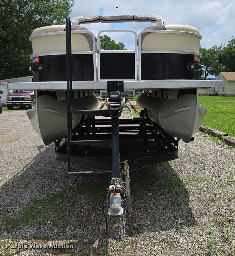 image for item ED2088 2003 Tracker Party Barge 27 I/O boat