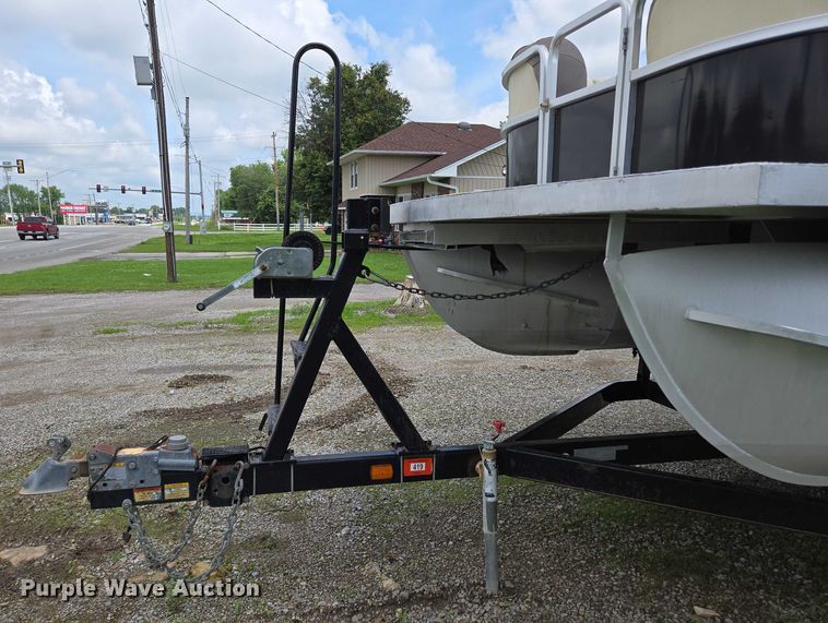 image for item ED2088 2003 Tracker Party Barge 27 I/O boat