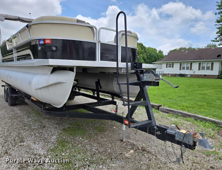 image for item ED2088 2003 Tracker Party Barge 27 I/O boat