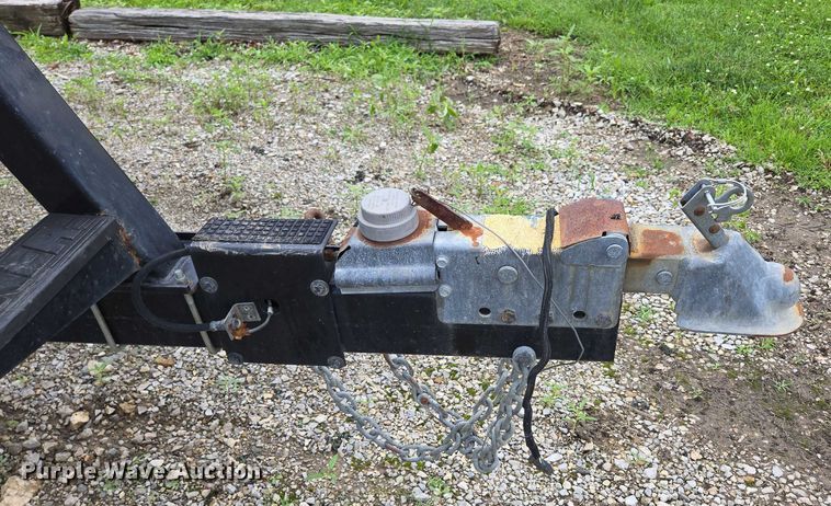 image for item ED2088 2003 Tracker Party Barge 27 I/O boat