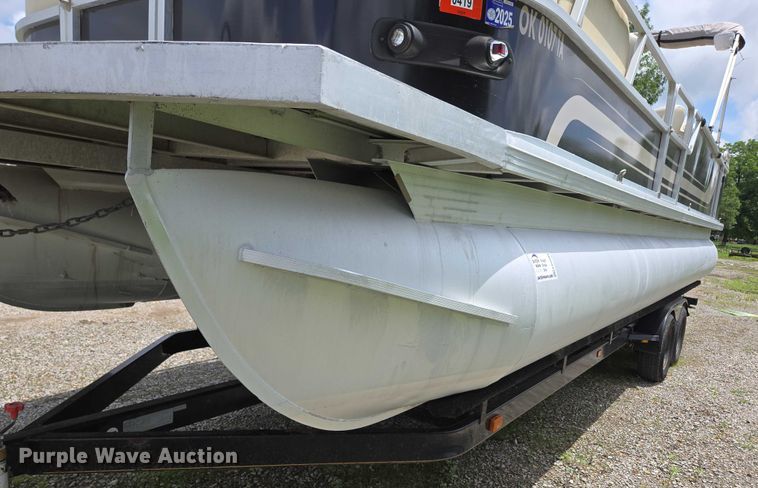 image for item ED2088 2003 Tracker Party Barge 27 I/O boat