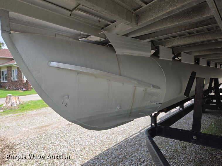 image for item ED2088 2003 Tracker Party Barge 27 I/O boat