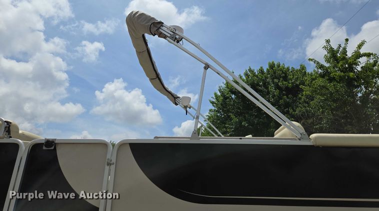 image for item ED2088 2003 Tracker Party Barge 27 I/O boat