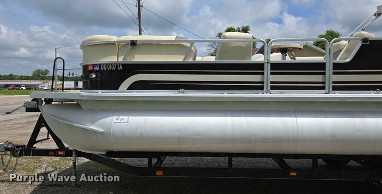 image for item ED2088 2003 Tracker Party Barge 27 I/O boat