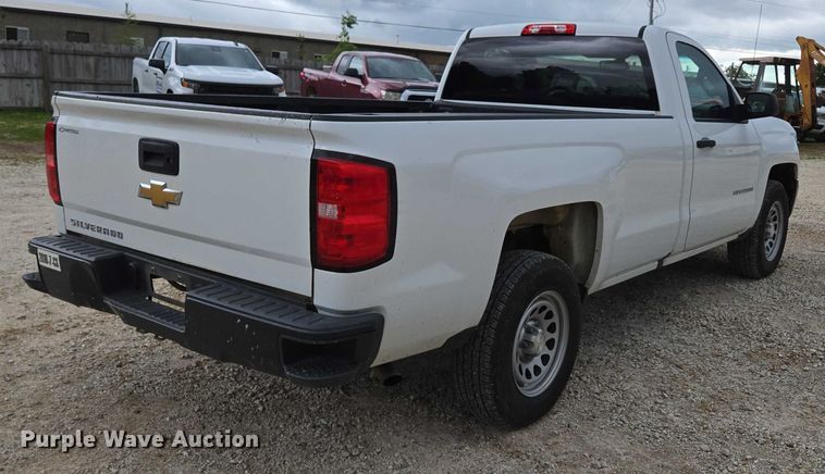 image for item ED2092 2016 Chevrolet Silverado 1500 pickup truck