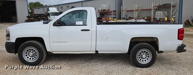 image for item ED2092 2016 Chevrolet Silverado 1500 pickup truck