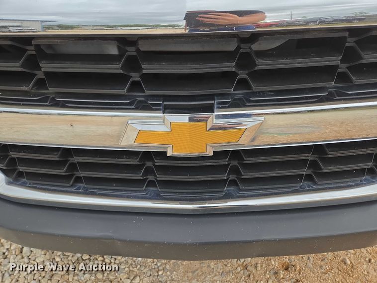 image for item ED2092 2016 Chevrolet Silverado 1500 pickup truck