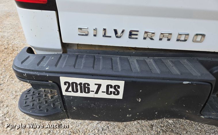 image for item ED2092 2016 Chevrolet Silverado 1500 pickup truck