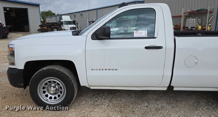 image for item ED2092 2016 Chevrolet Silverado 1500 pickup truck