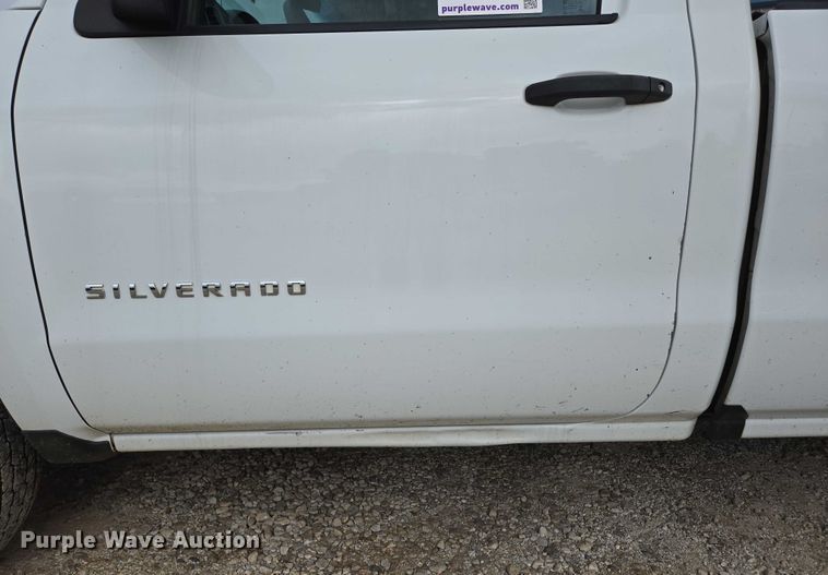 image for item ED2092 2016 Chevrolet Silverado 1500 pickup truck