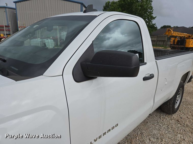 image for item ED2092 2016 Chevrolet Silverado 1500 pickup truck