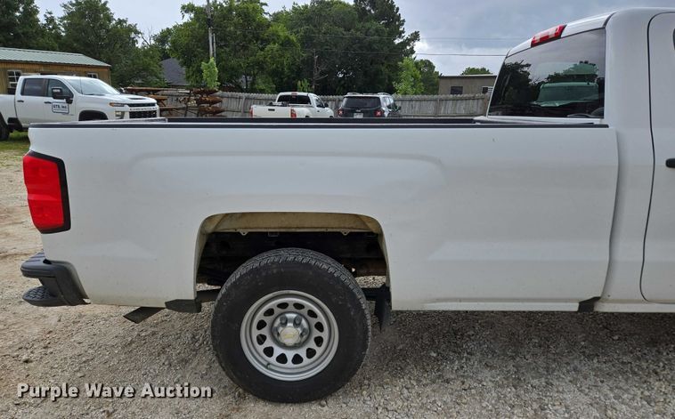 image for item ED2092 2016 Chevrolet Silverado 1500 pickup truck