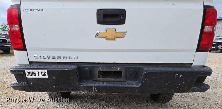 image for item ED2092 2016 Chevrolet Silverado 1500 pickup truck