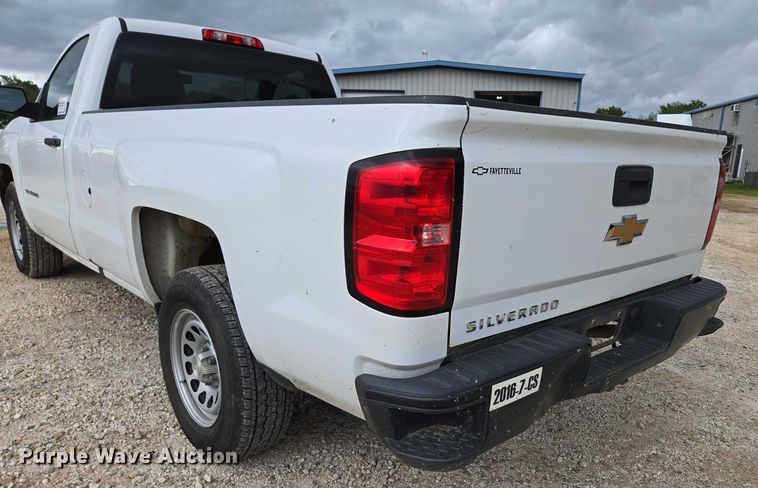 image for item ED2092 2016 Chevrolet Silverado 1500 pickup truck