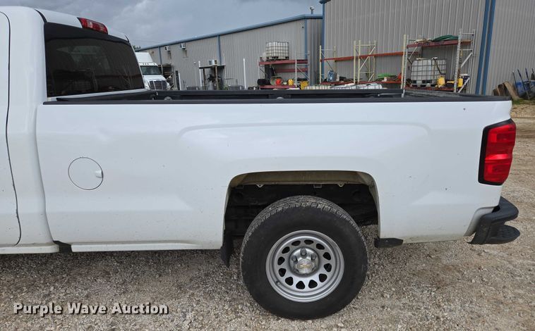 image for item ED2092 2016 Chevrolet Silverado 1500 pickup truck