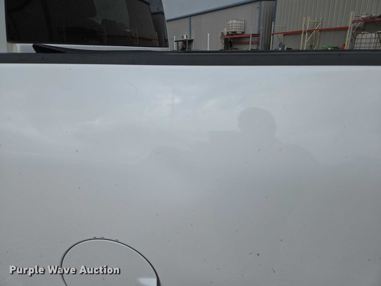 image for item ED2092 2016 Chevrolet Silverado 1500 pickup truck