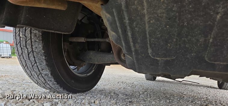 image for item ED2092 2016 Chevrolet Silverado 1500 pickup truck