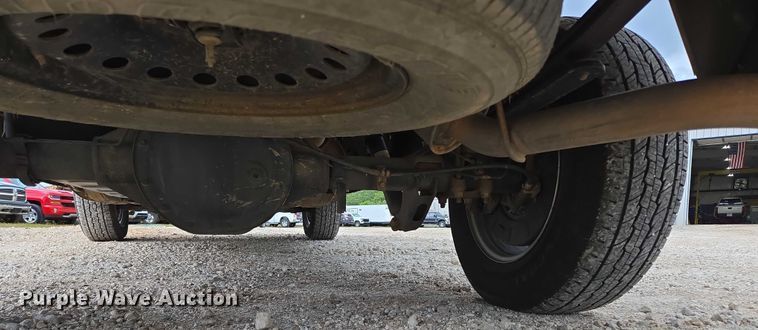 image for item ED2092 2016 Chevrolet Silverado 1500 pickup truck