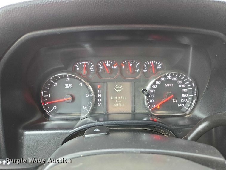 image for item ED2092 2016 Chevrolet Silverado 1500 pickup truck