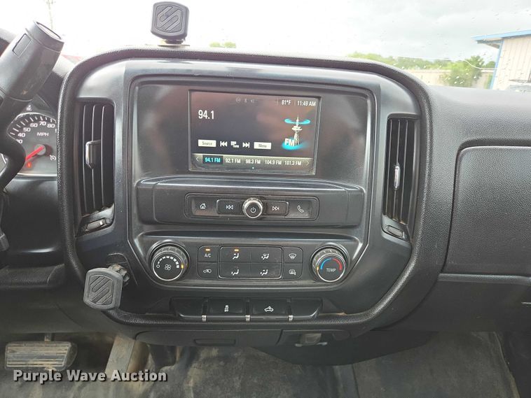 image for item ED2092 2016 Chevrolet Silverado 1500 pickup truck