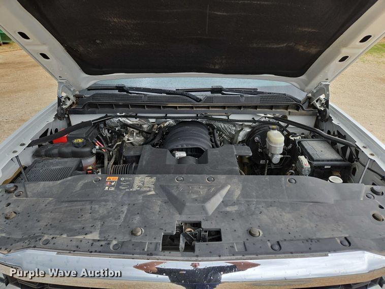 image for item ED2092 2016 Chevrolet Silverado 1500 pickup truck