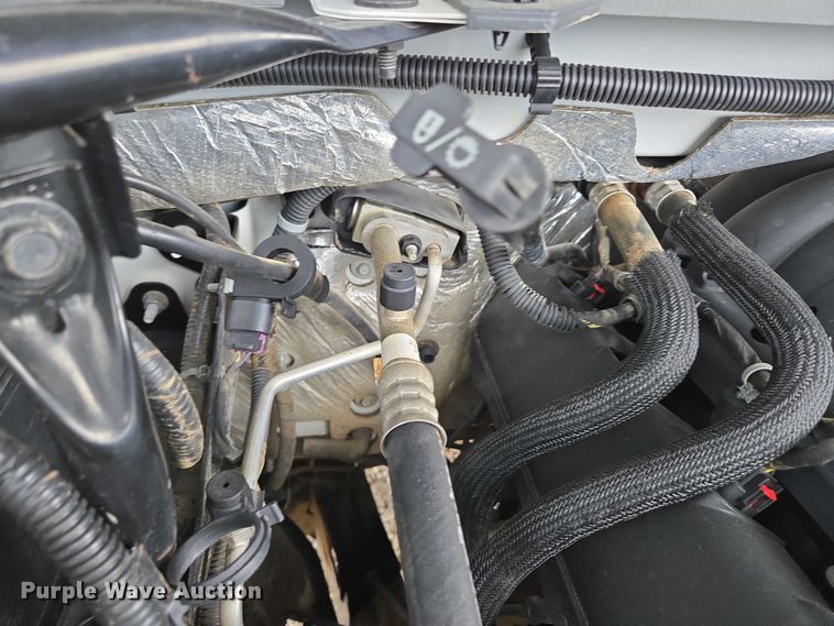 image for item ED2092 2016 Chevrolet Silverado 1500 pickup truck