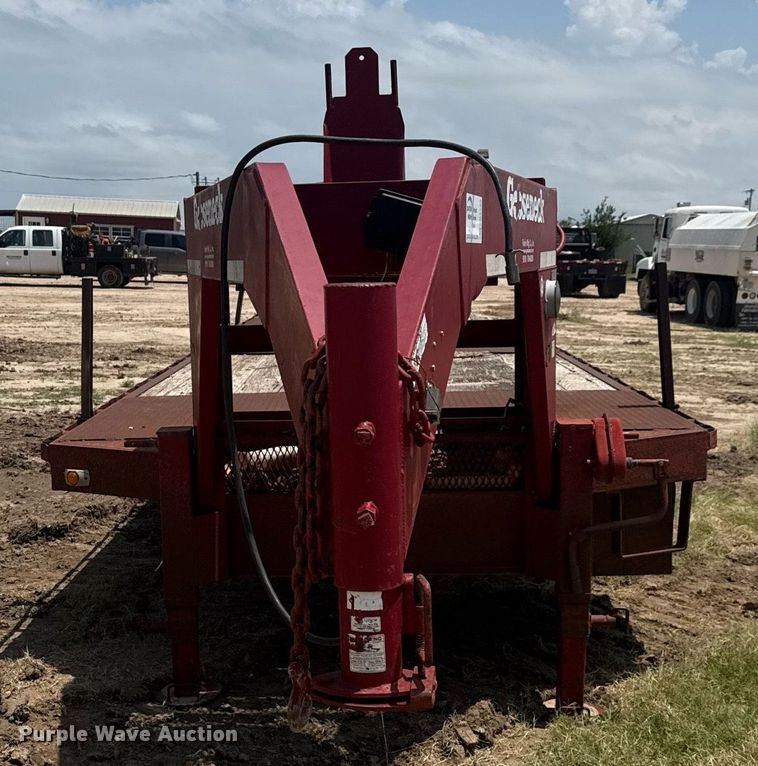 image for item ED5723 2010 Gooseneck Trailer 1032102A12A2 equipment trailer