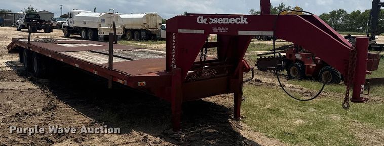 image for item ED5723 2010 Gooseneck Trailer 1032102A12A2 equipment trailer