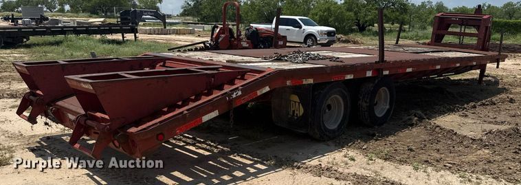 image for item ED5723 2010 Gooseneck Trailer 1032102A12A2 equipment trailer