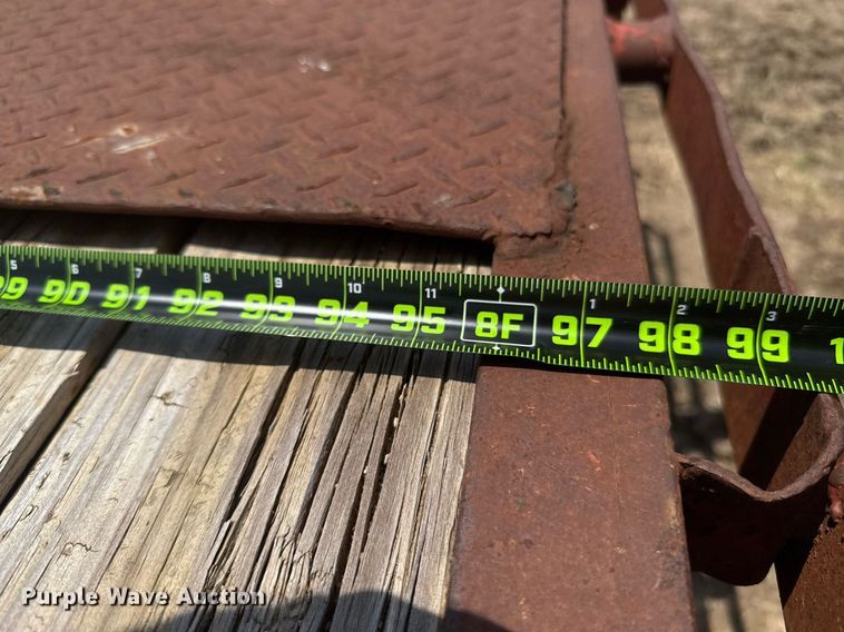 image for item ED5723 2010 Gooseneck Trailer 1032102A12A2 equipment trailer