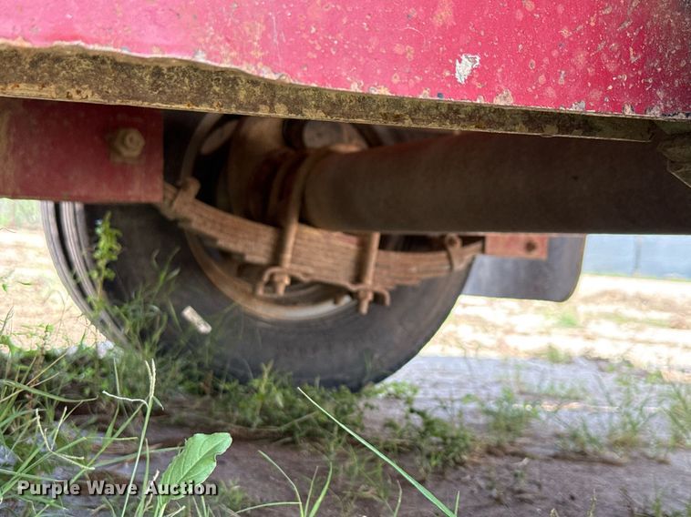 image for item ED5723 2010 Gooseneck Trailer 1032102A12A2 equipment trailer